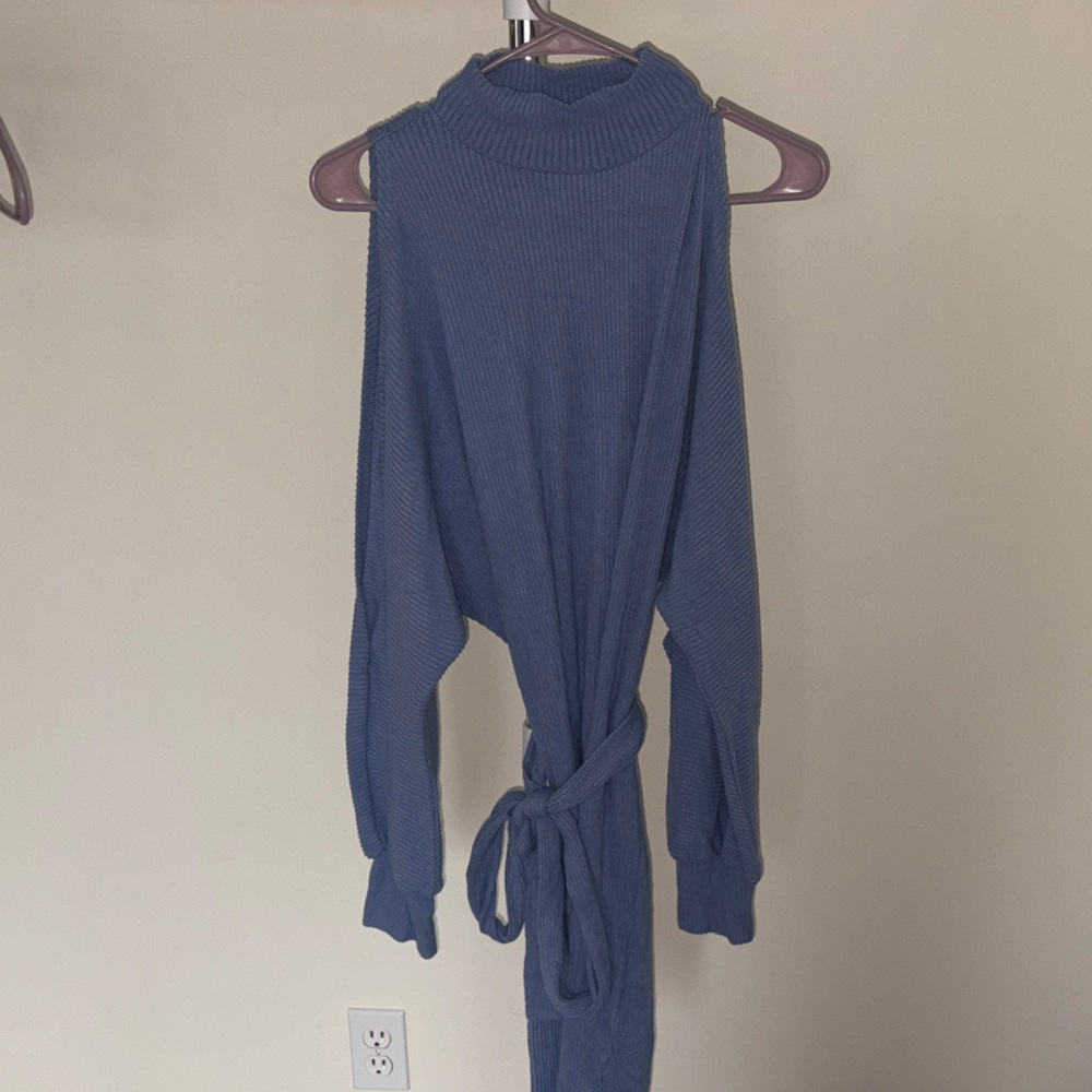 VENUS Blue Cold Shoulder Sweater